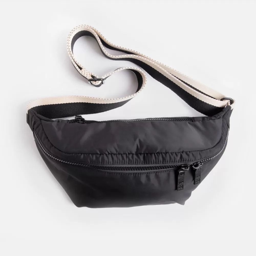 Black Padded Crossbody Bag>Caroline Gardner Store